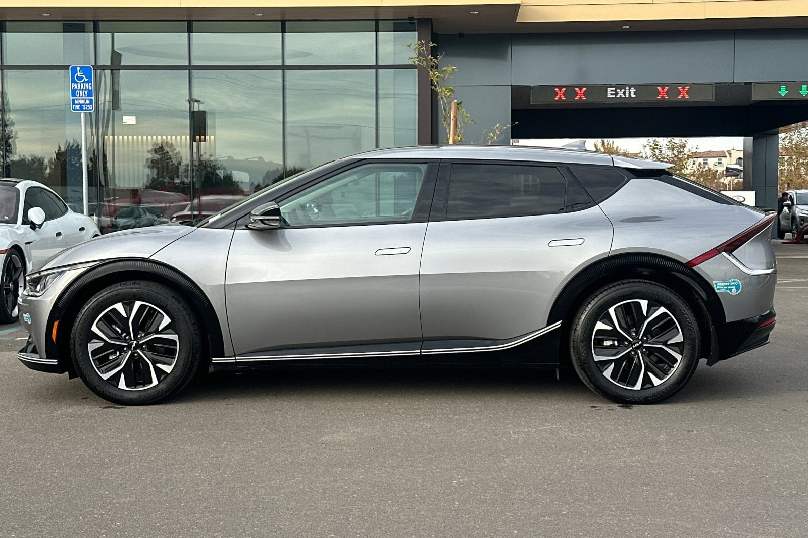 2024 Kia EV6 Wind