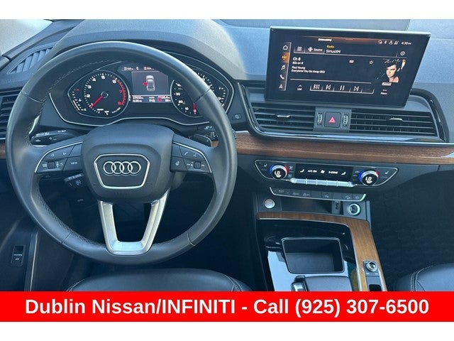 2023 Audi Q5 45 S line Premium quattro