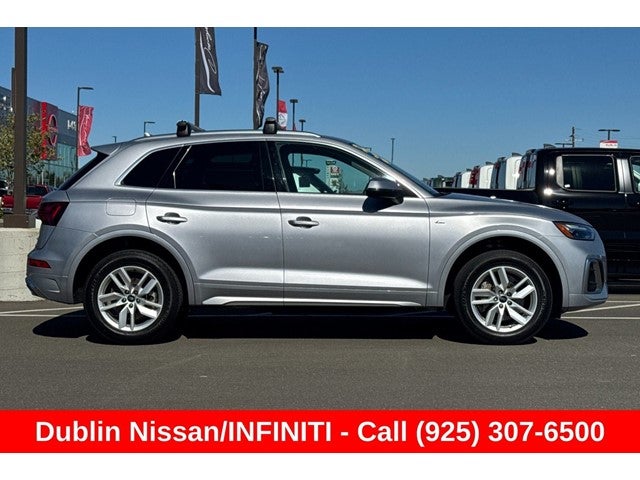 2023 Audi Q5 45 S line Premium quattro