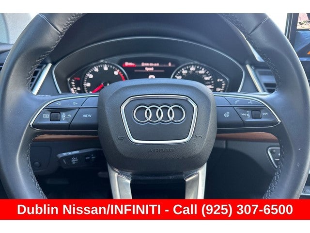 2023 Audi Q5 45 S line Premium quattro