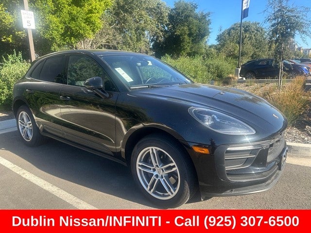 2024 Porsche Macan T