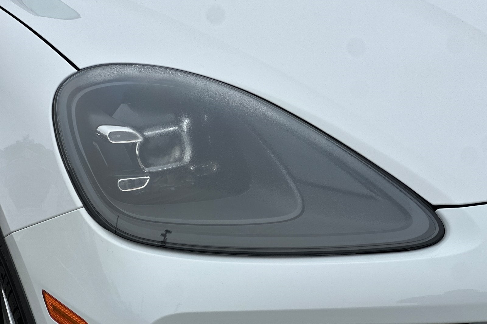 2023 Porsche Cayenne Platinum Edition