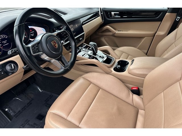 2023 Porsche Cayenne Platinum Edition