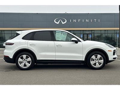 2023 Porsche Cayenne Platinum Edition