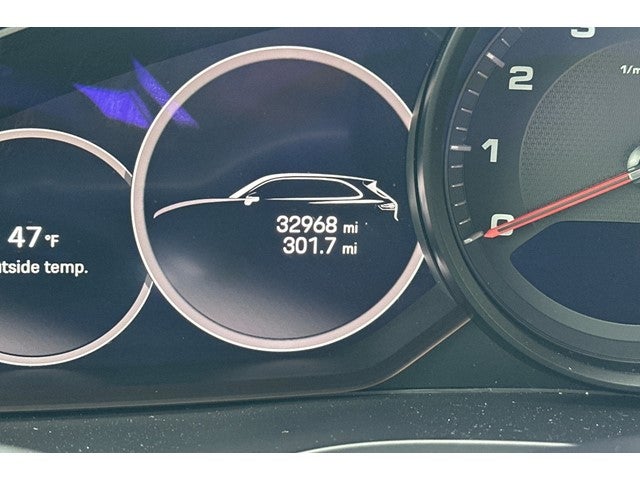 2023 Porsche Cayenne Platinum Edition