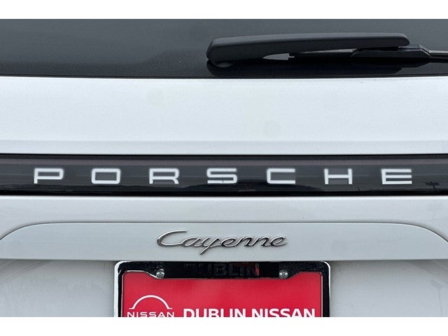 2023 Porsche Cayenne Platinum Edition