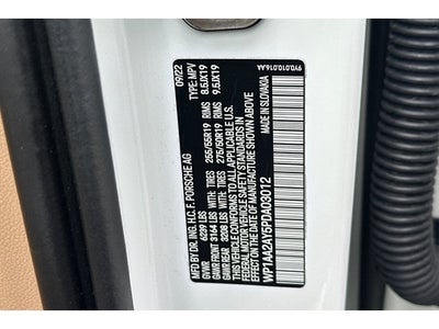 2023 Porsche Cayenne Platinum Edition