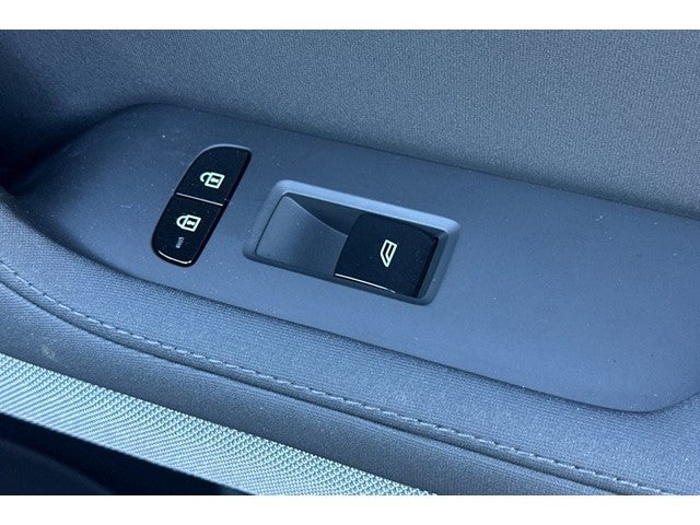 2023 Polestar 2 Long Range Dual Motor Performance
