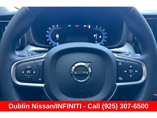 2023 Volvo XC60 B5 Core