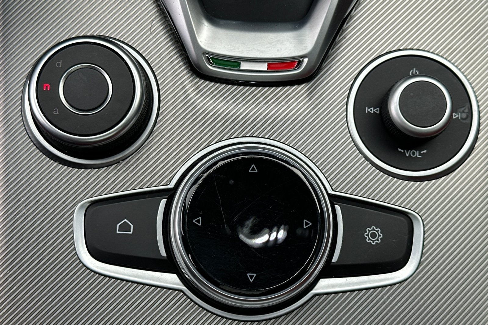2023 Alfa Romeo Stelvio Veloce