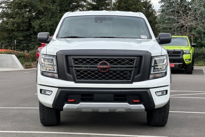 2024 Nissan Titan PRO-4X