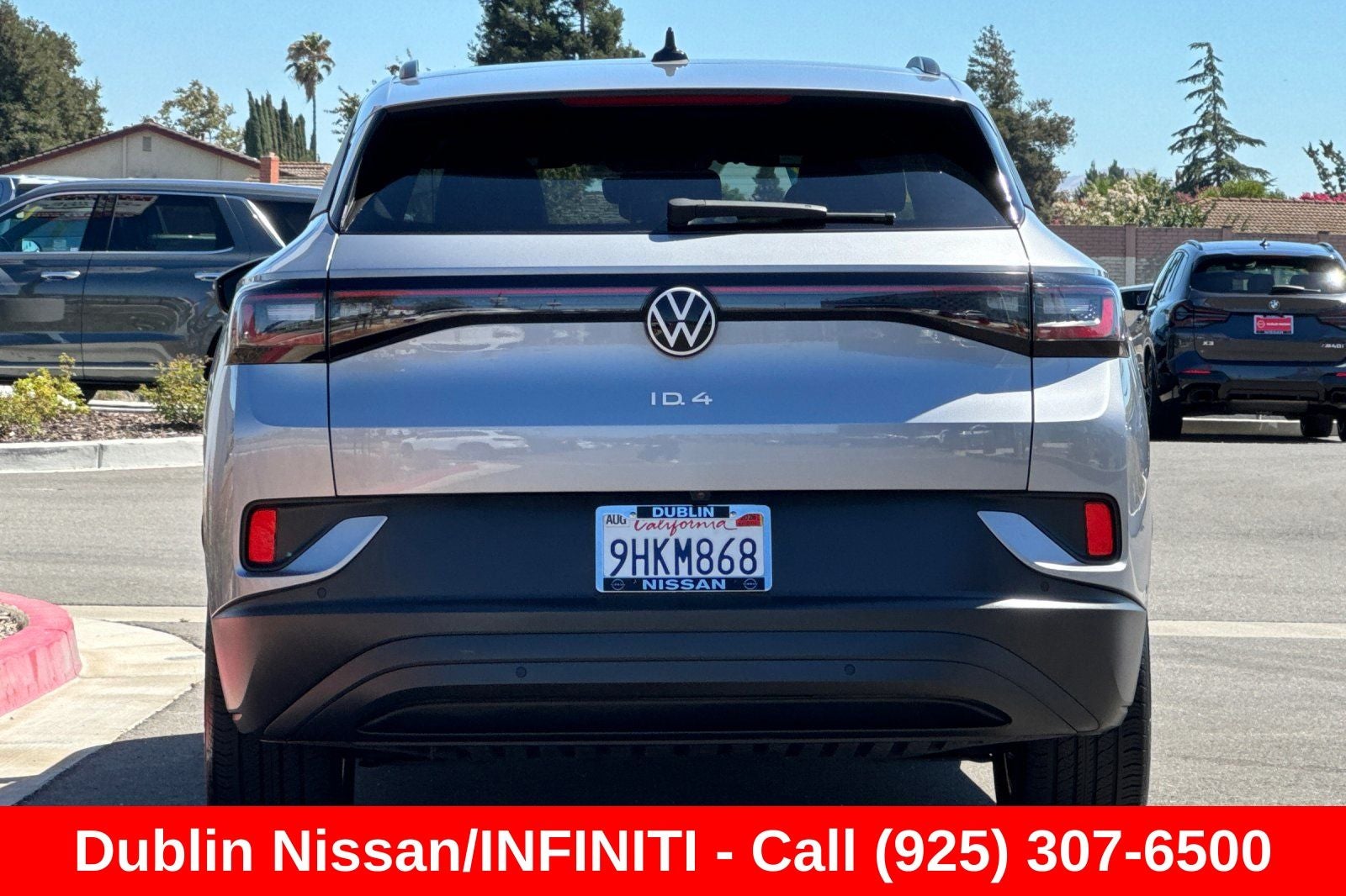 2023 Volkswagen ID.4 Pro