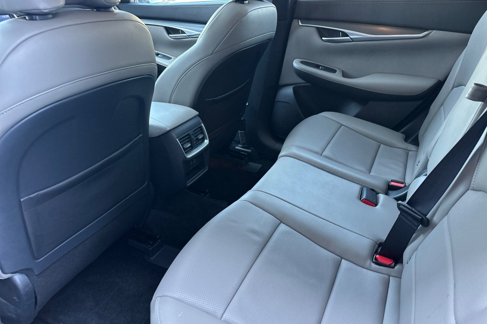 2025 INFINITI QX50 LUXE