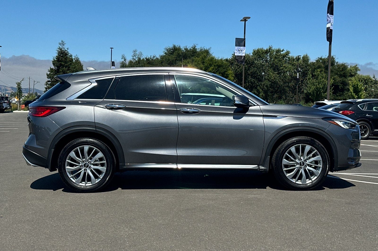 2025 INFINITI QX50 LUXE