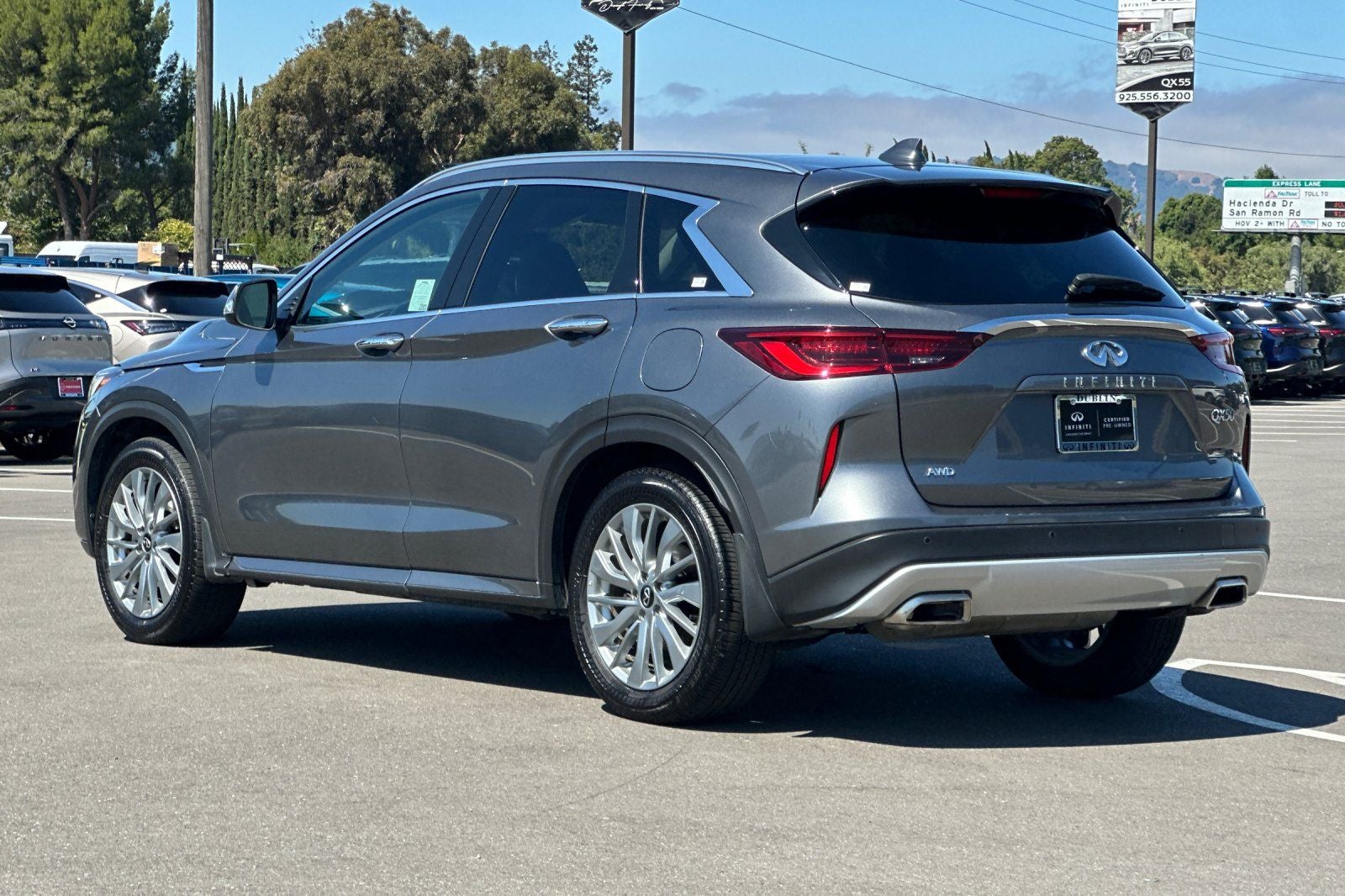 2025 INFINITI QX50 LUXE