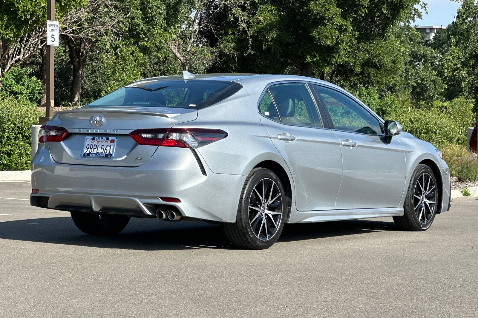 2022 Toyota Camry SE