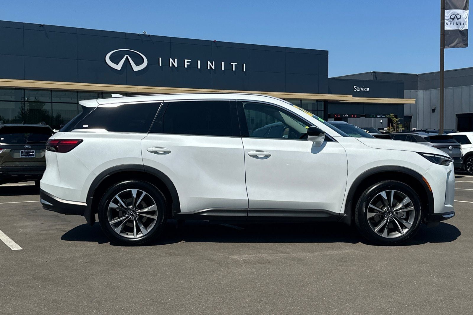 2026 INFINITI QX60 PURE