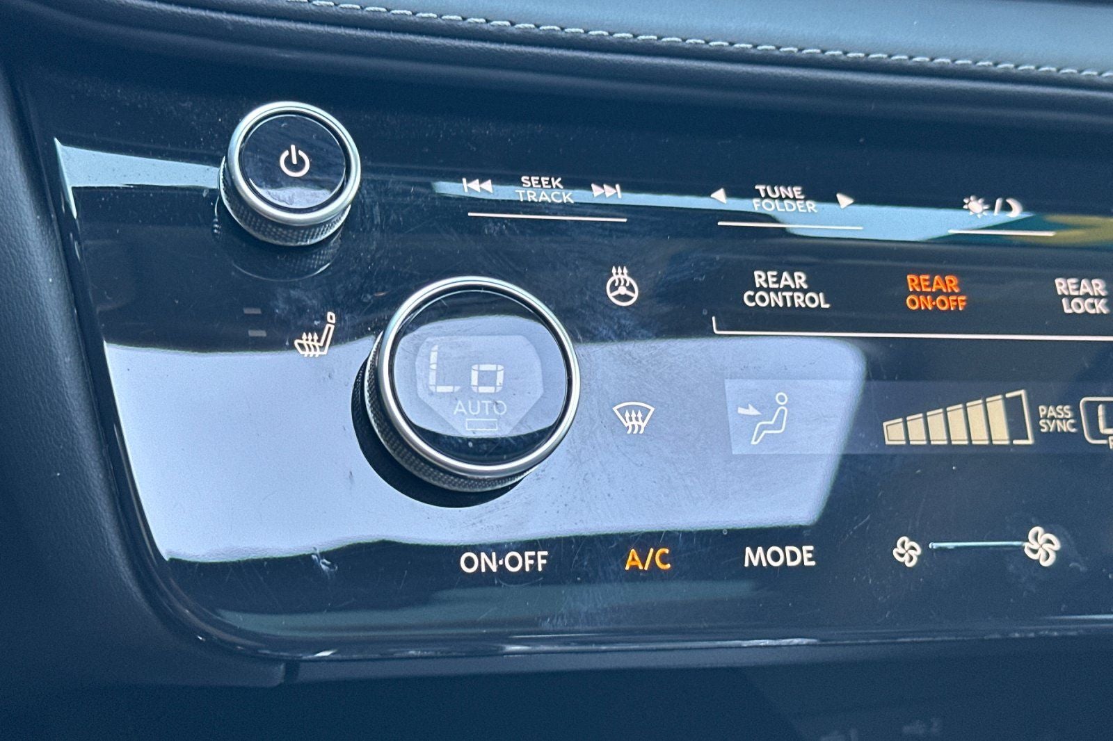 2026 INFINITI QX60 PURE