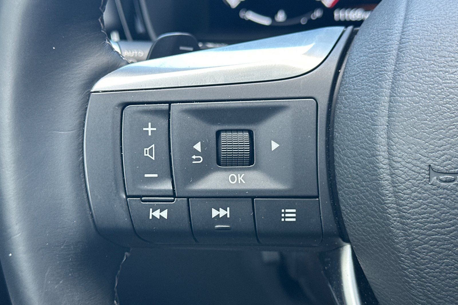 2025 INFINITI QX60 Sensory