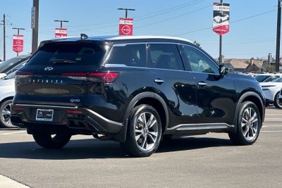 2023 INFINITI QX60 LUXE