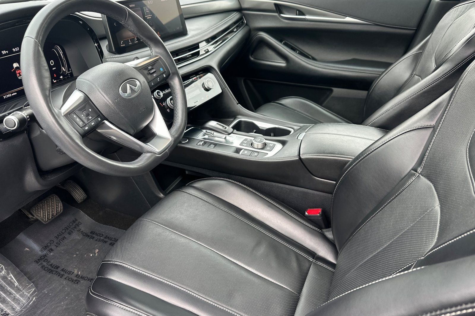 2023 INFINITI QX60 LUXE