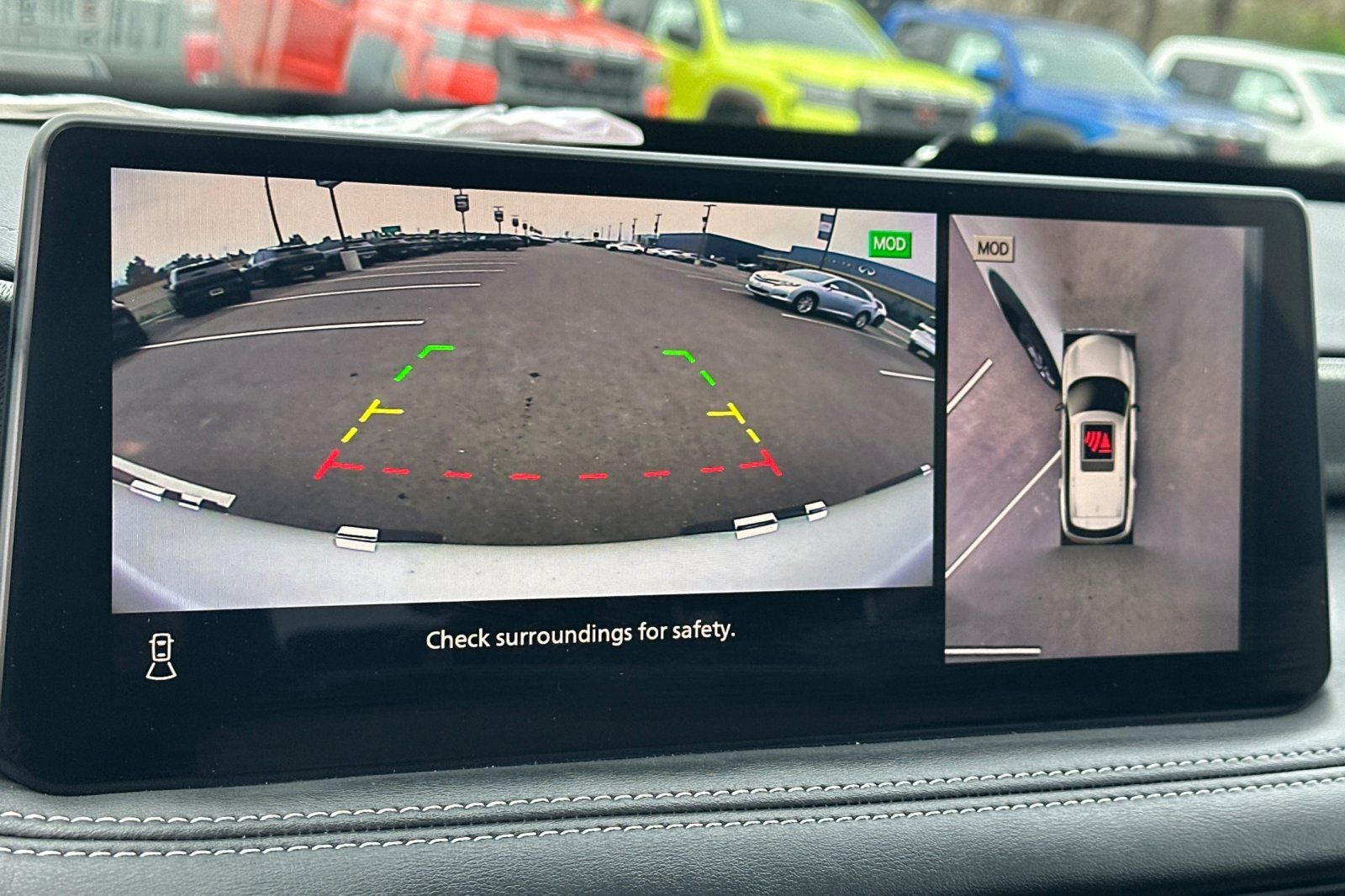 2023 INFINITI QX60 LUXE