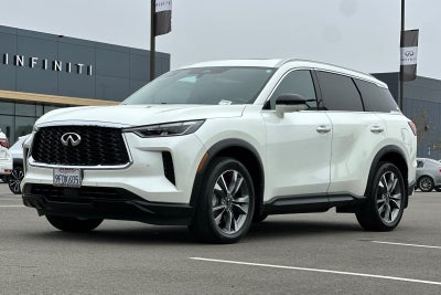 2023 INFINITI QX60 LUXE