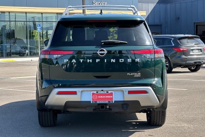 2025 Nissan Pathfinder Platinum
