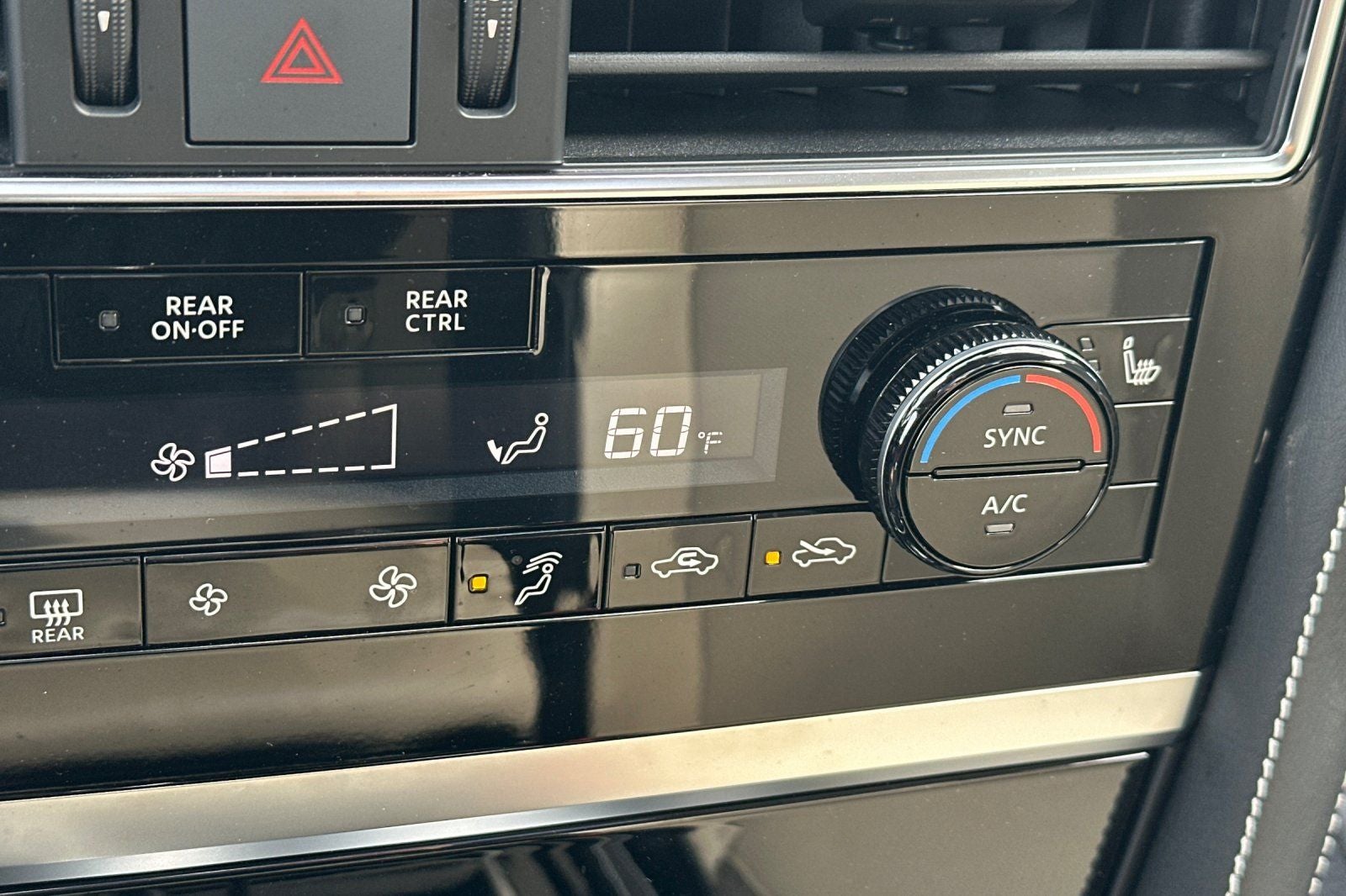 2023 INFINITI QX80 Premium Select