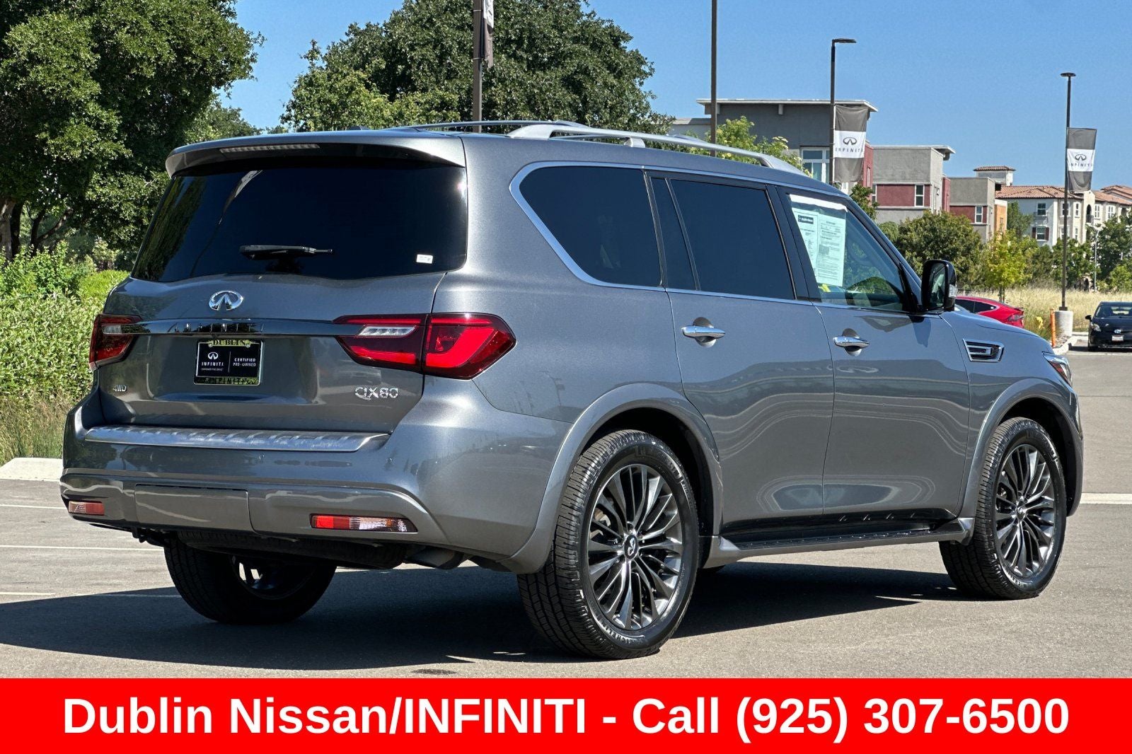 2021 INFINITI QX80 Premium Select