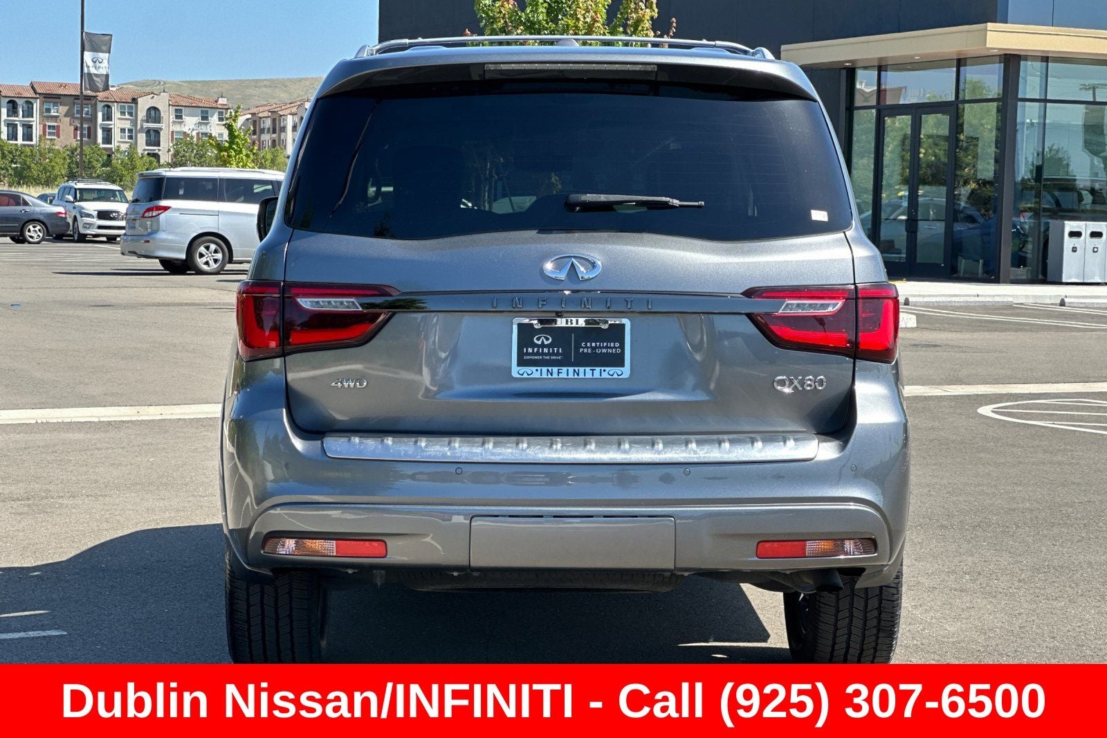 2021 INFINITI QX80 Premium Select