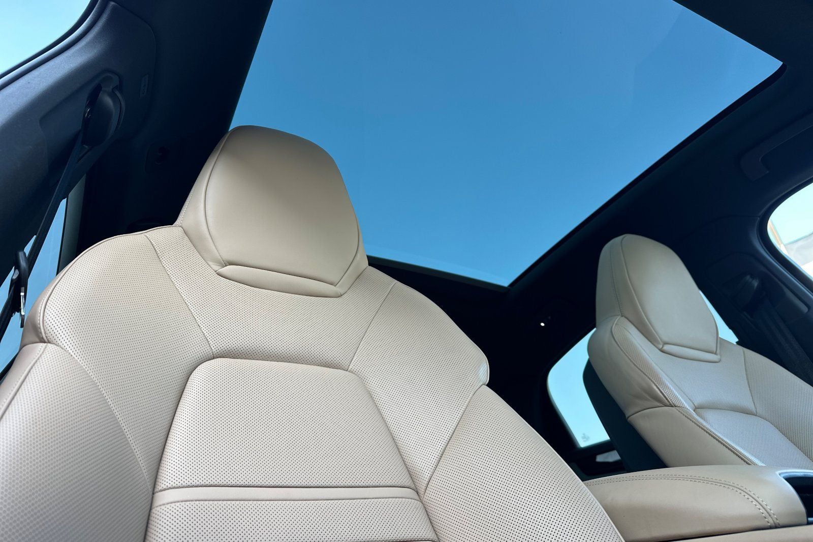 2024 Porsche Cayenne Coupe Base