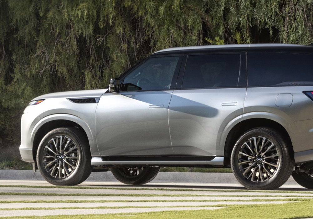 2025 INFINITI QX80