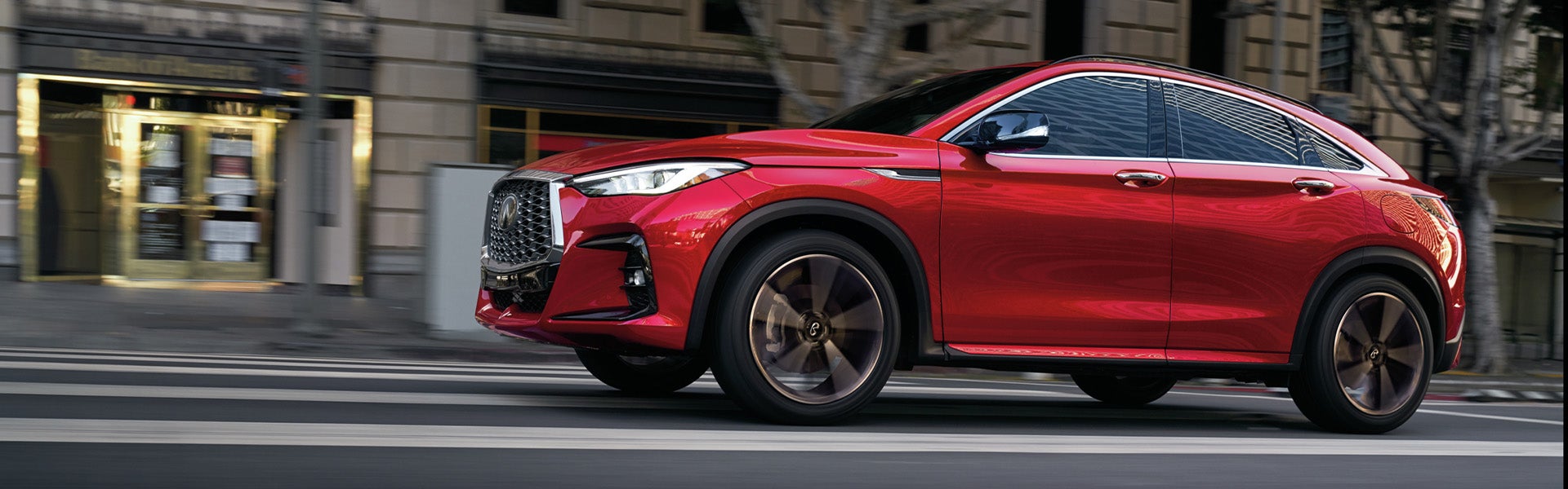 2023 INFINITI QX55 side view